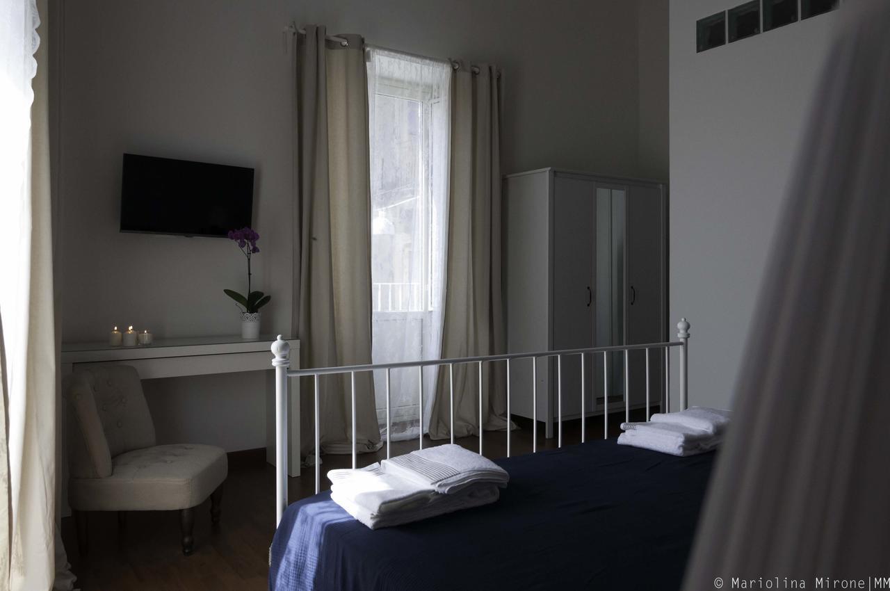 I Balconi Sul Castello Bed and Breakfast Catania Exterior foto